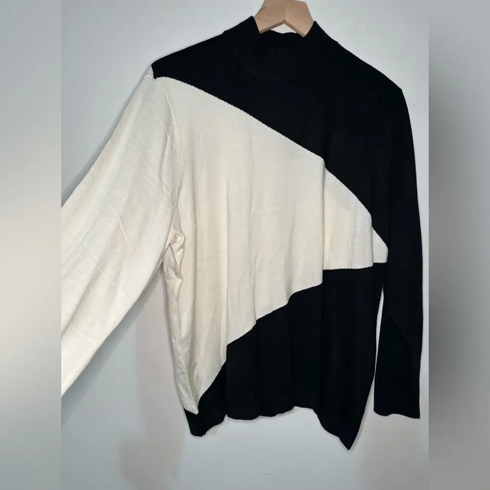 Chico's Colorblock Mock Neck Long Sleeves Sweater Size 4 US XXL Basic Minimalist